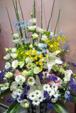 today's works 2011.4.22｜「フローリストムラカミ」　（東京都練馬区の花キューピット加盟店 花屋）のブログ